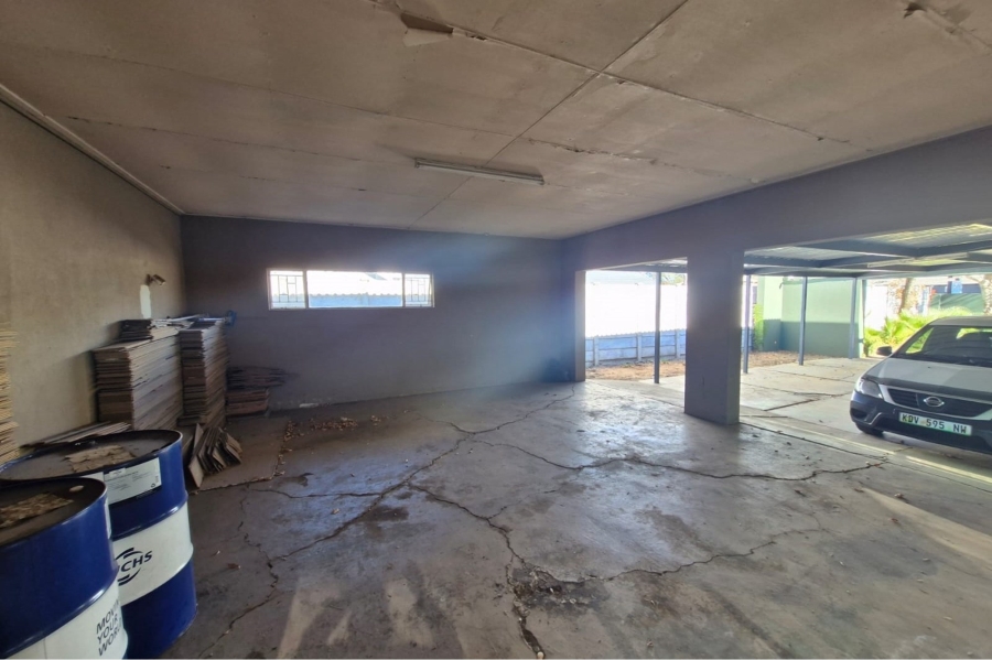 Commercial Property for Sale in Wilkoppies North West